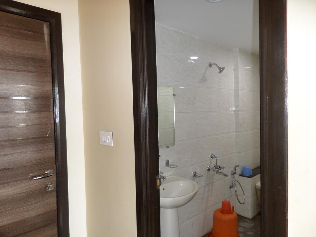 Hotel Sai Heera Residency Shirdi Exterior foto