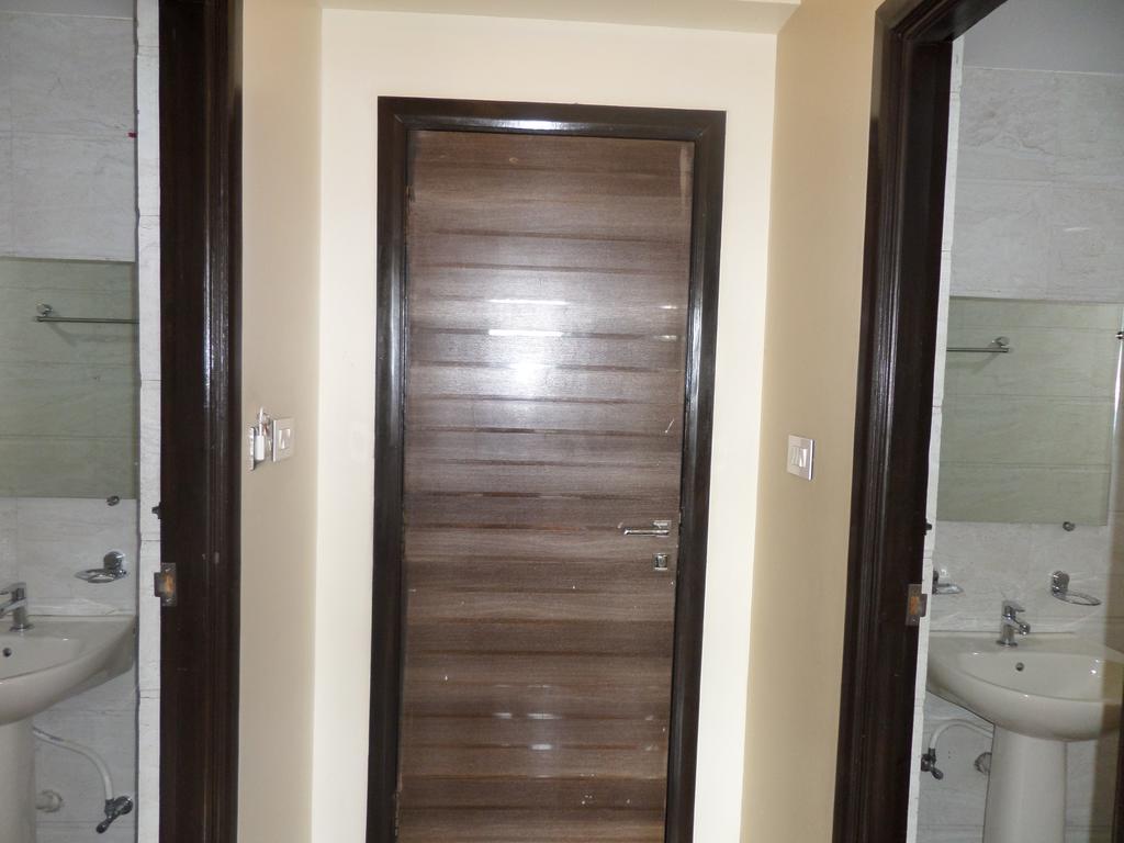 Hotel Sai Heera Residency Shirdi Exterior foto