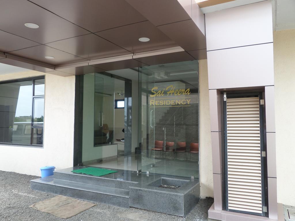 Hotel Sai Heera Residency Shirdi Exterior foto